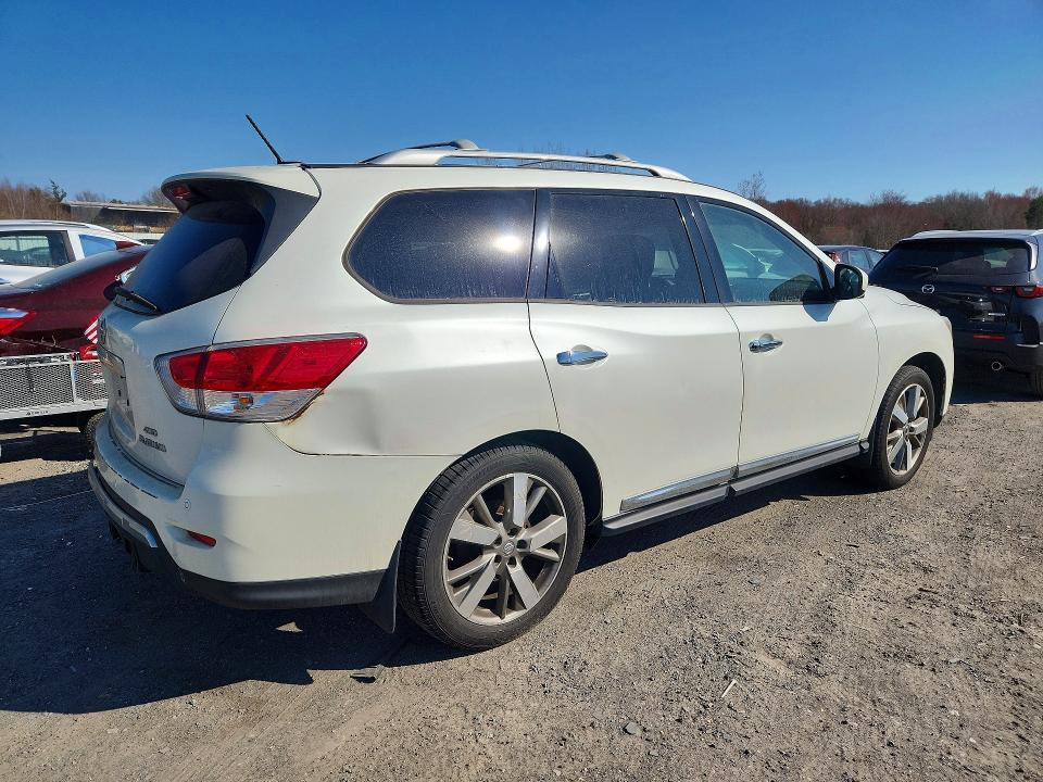 Photo 3 from auction – 2015 NISSAN PATHFINDER with VIN 5N1AR2MM8FC680848
