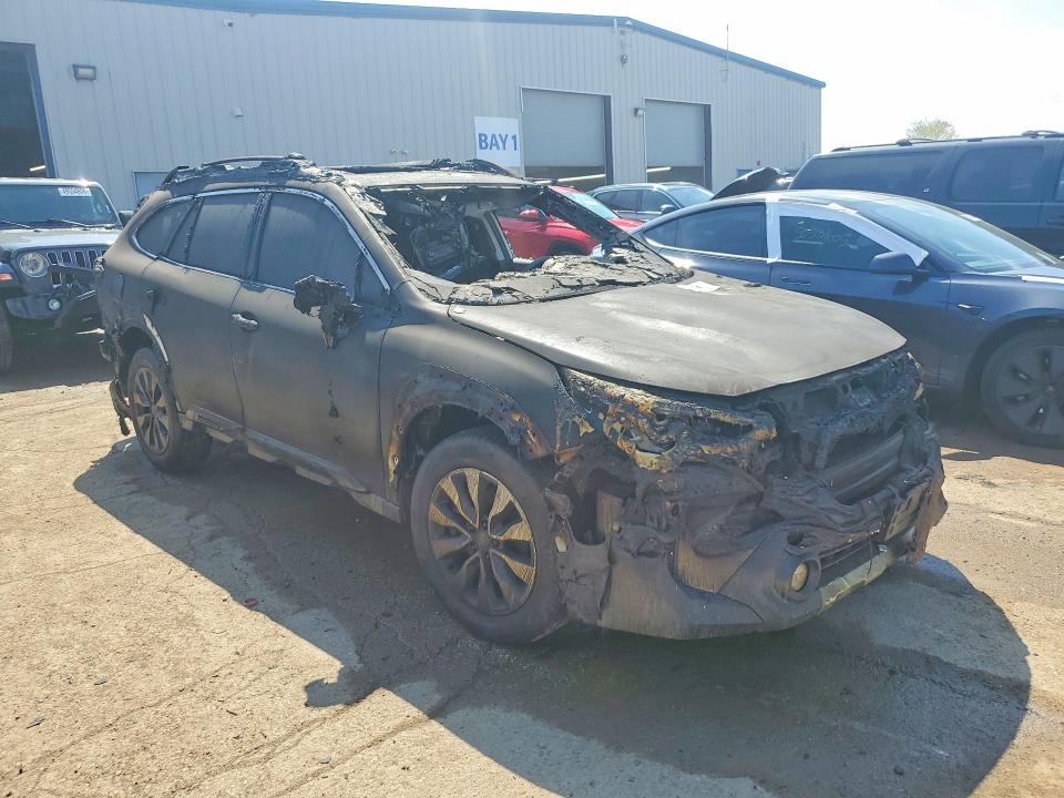 Foto 4 de la subasta – 2023 SUBARU OUTBACK con VIN 4S4BTANC8P3221763