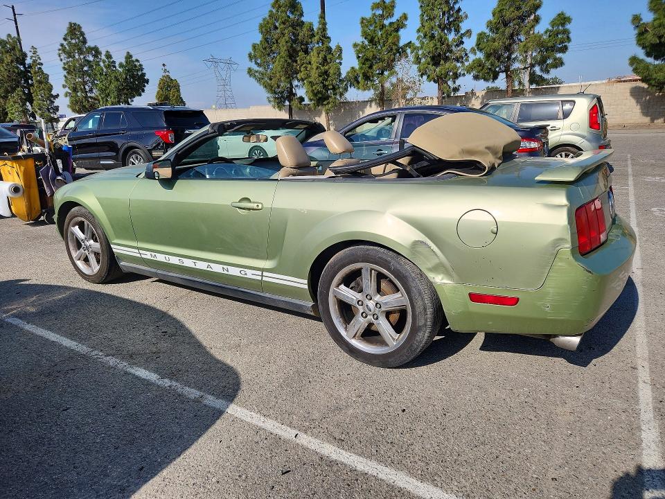 Photo 2 from auction – 2005 FORD MUSTANG with VIN 1ZVFT84N555244580