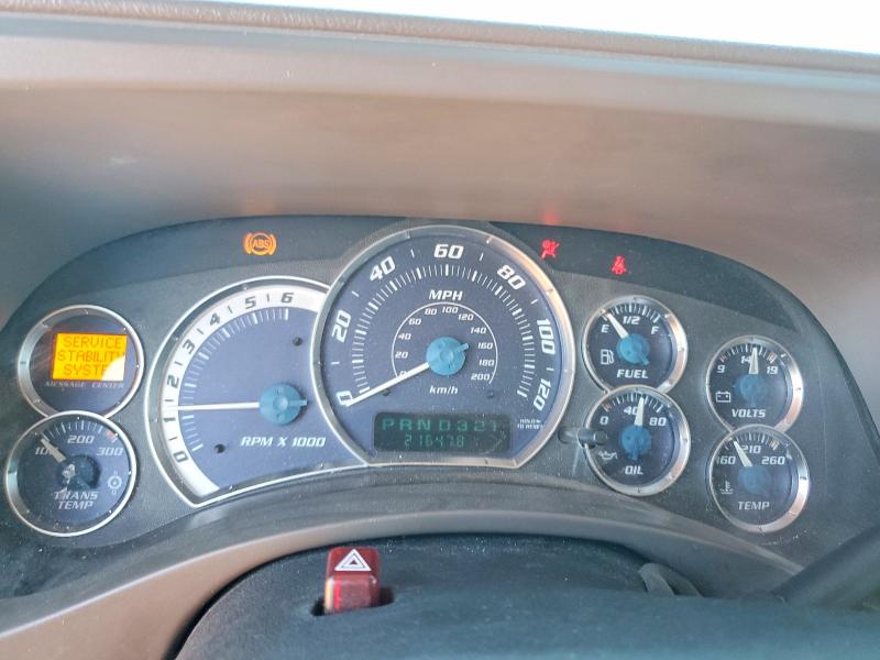 Photo 9 from auction – 2002 CADILLAC ESCALADE with VIN 1GYEK63N32R147609