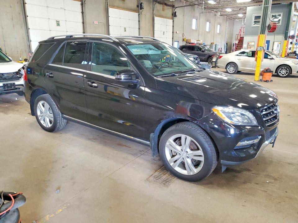 Photo 4 from auction – 2013 MERCEDES-BENZ ML with VIN 4JGDA2EB4DA208253