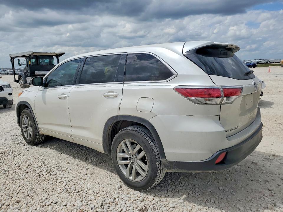 Photo 2 from auction – 2014 TOYOTA HIGHLANDER with VIN 5TDZARFH1ES005010