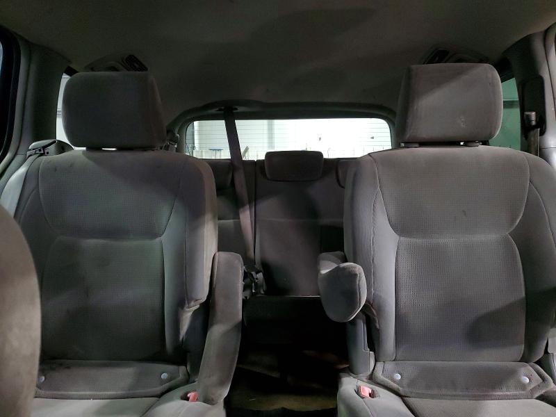 Photo 10 from auction – 2005 TOYOTA SIENNA with VIN 5TDZA23C05S279282