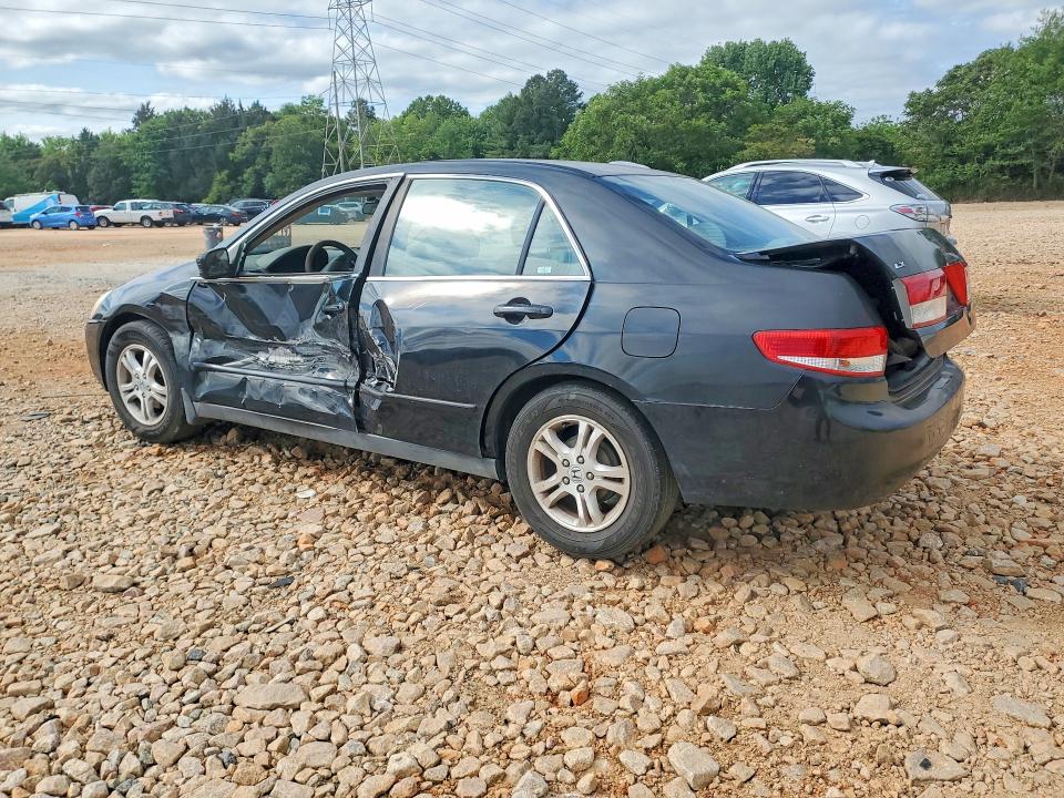 Photo 2 from auction – 2004 HONDA ACCORD with VIN 1HGCM56324A094285