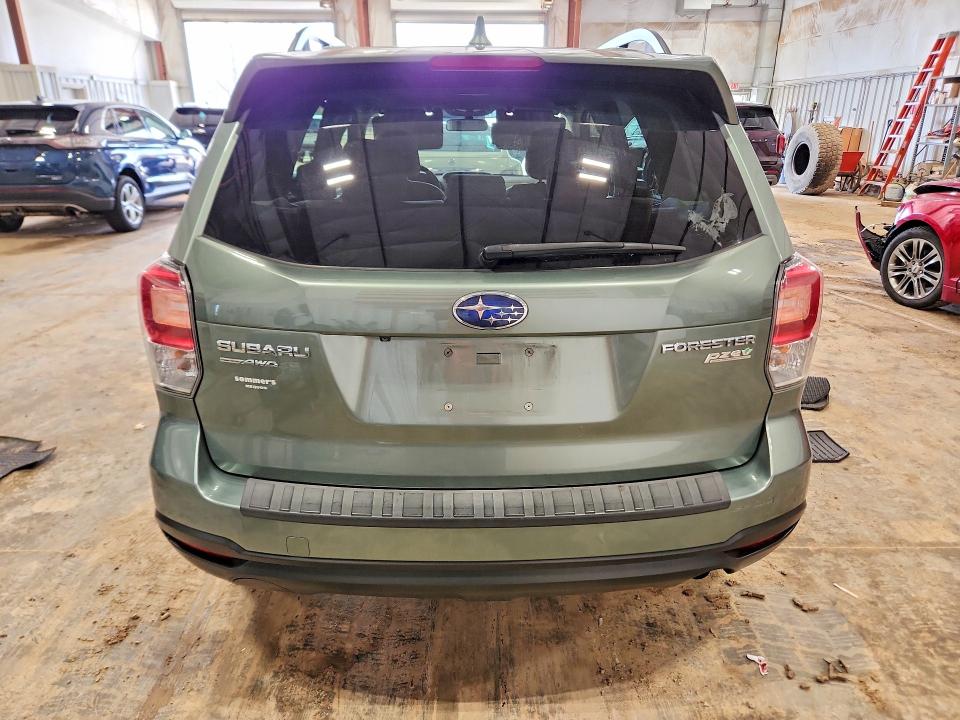 Photo 6 from auction – 2017 SUBARU FORESTER with VIN JF2SJAEC0HH533687
