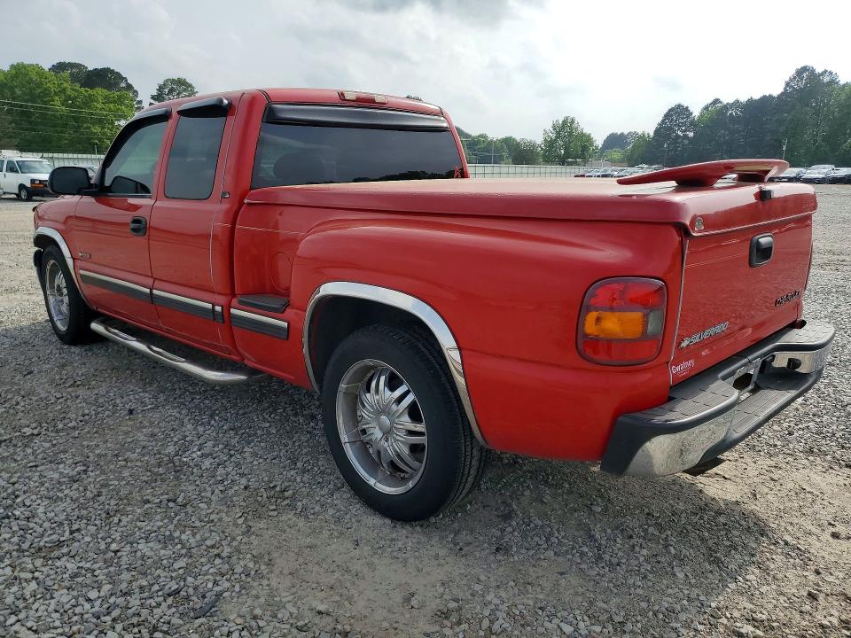 Photo 2 from auction – 2002 CHEVROLET SILVERADO with VIN 1GCEC19T52Z227876