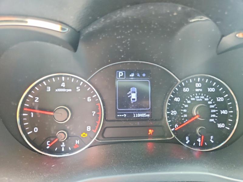 Photo 9 from auction – 2018 KIA FORTE with VIN 3KPFK4A74JE272678