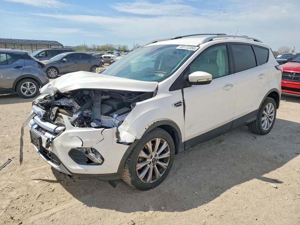 FORD ESCAPE 2017 with VIN 1FMCU9J95HUD28307 - Photo from auction