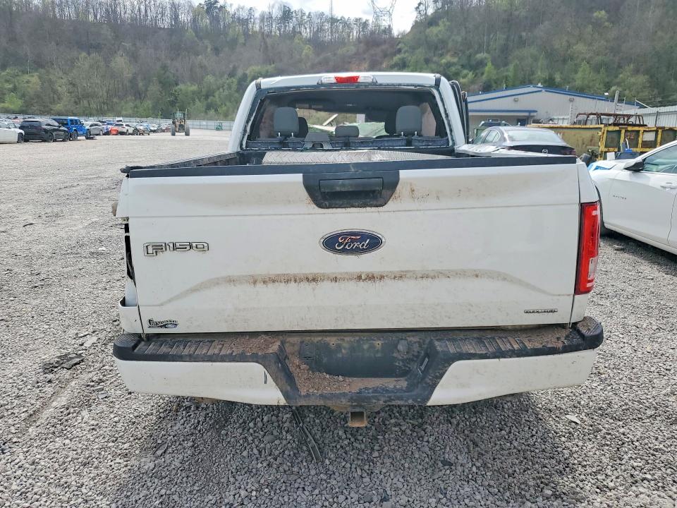 صورة رقم 6 من المزاد - 2015 FORD F150 مع VIN 1FTFX1EF4FFB46917