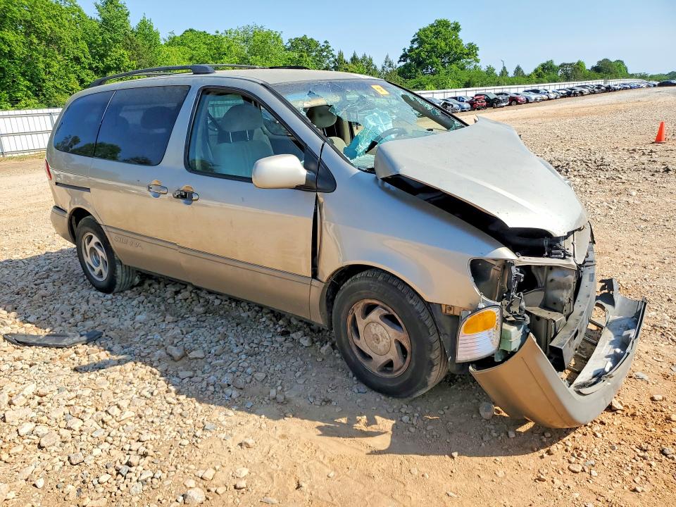 Photo 4 from auction – 2002 TOYOTA SIENNA with VIN 4T3ZF13C72U454651