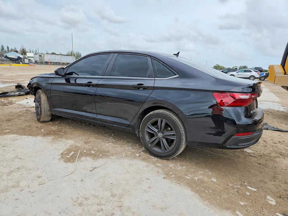 Photo 2 from auction – 2024 VOLKSWAGEN JETTA with VIN 3VW7M7BU8RM070946