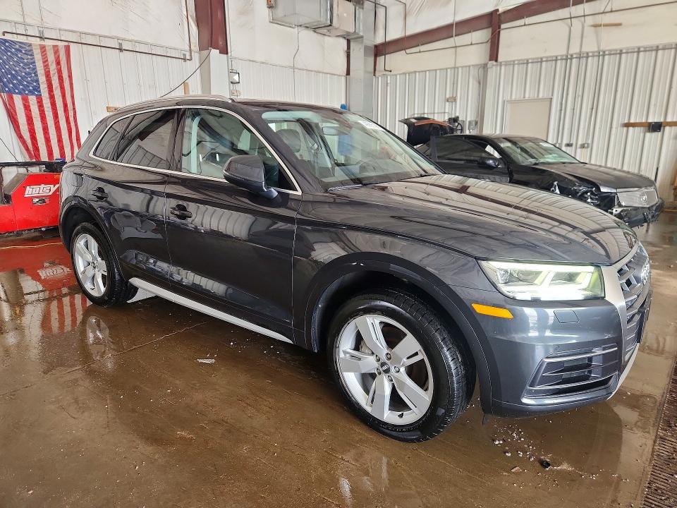 Photo 4 from auction – 2018 AUDI Q5 with VIN WA1BNAFY3J2212453