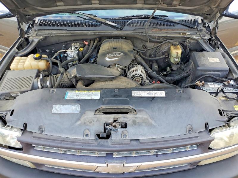 Photo 11 from auction – 2000 CHEVROLET SILVERADO with VIN 1GCEC19TXYZ251034