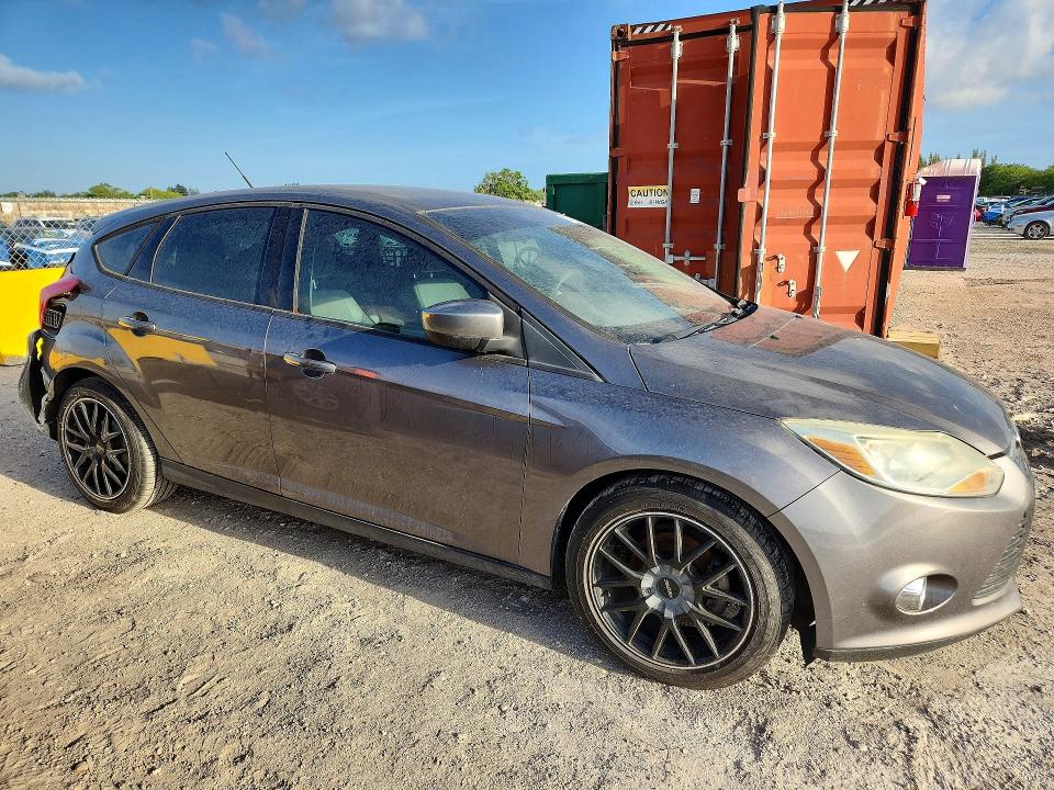 Photo 4 from auction – 2012 FORD FOCUS with VIN 1FAHP3K23CL415420