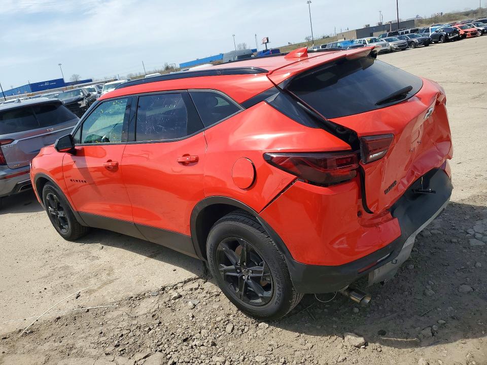 Photo 2 from auction – 2025 CHEVROLET BLAZER with VIN 3GNKBCR47SS124151