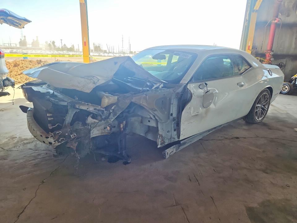 DODGE CHALLENGER 2022 with VIN 2C3CDZKG1NH207598 - Photo from auction