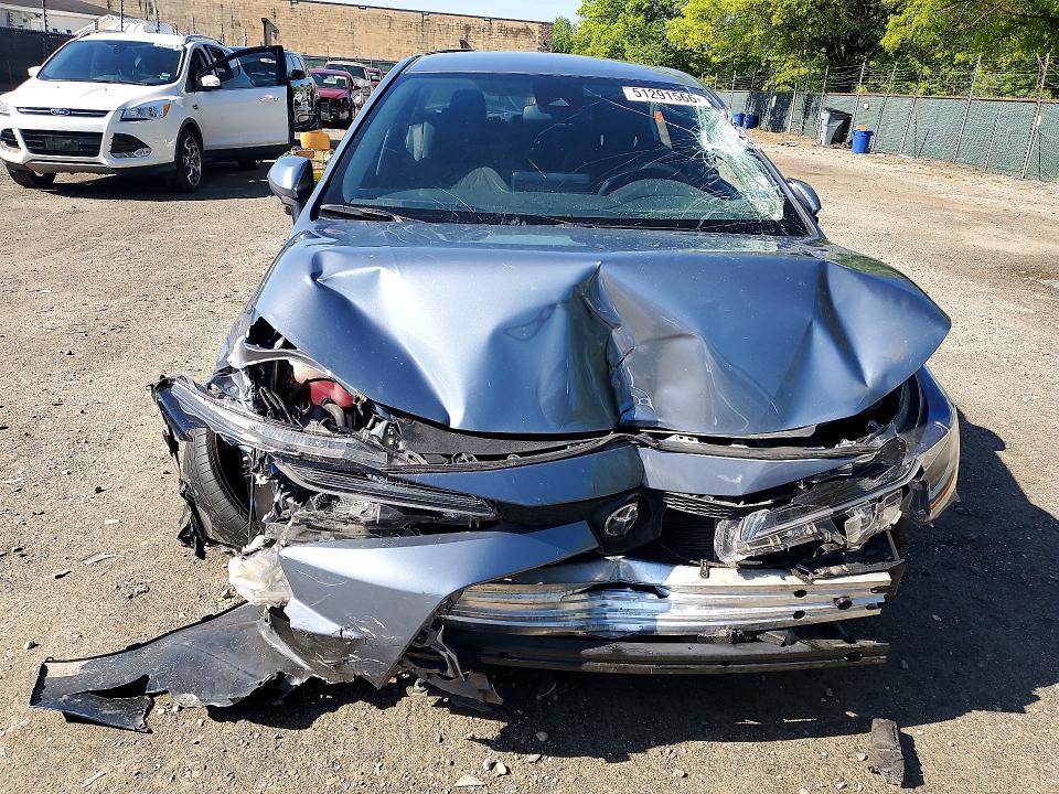 Photo 5 from auction – 2022 TOYOTA COROLLA with VIN JTDEPMAE7N3026880