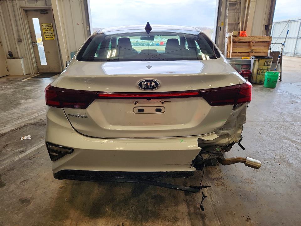 Photo 6 from auction – 2021 KIA FORTE with VIN 3KPF24AD8ME341463