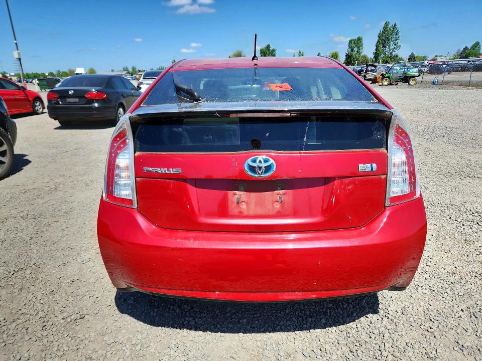 Photo 6 from auction – 2013 TOYOTA PRIUS with VIN JTDKN3DU8D1651112