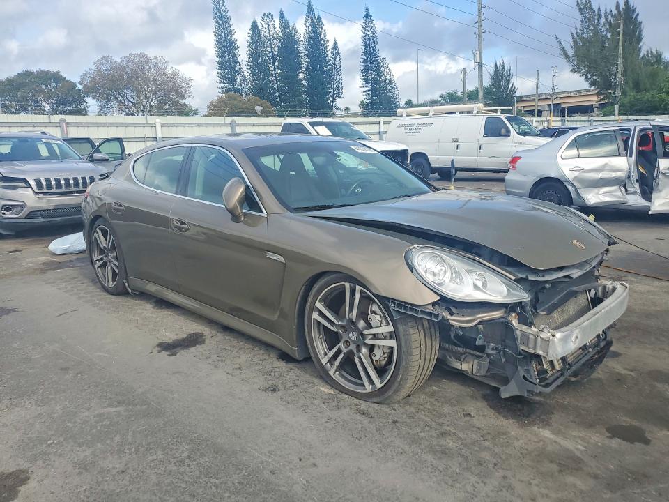 Photo 4 from auction – 2011 PORSCHE PANAMERA with VIN WP0AB2A74BL060824