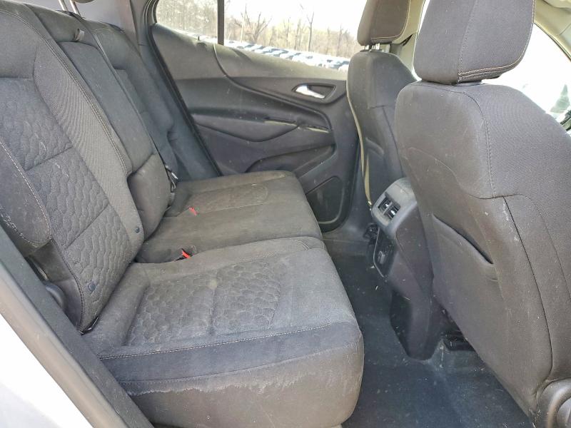 Photo 11 from auction – 2018 CHEVROLET EQUINOX with VIN 2GNAXJEV4J6301106