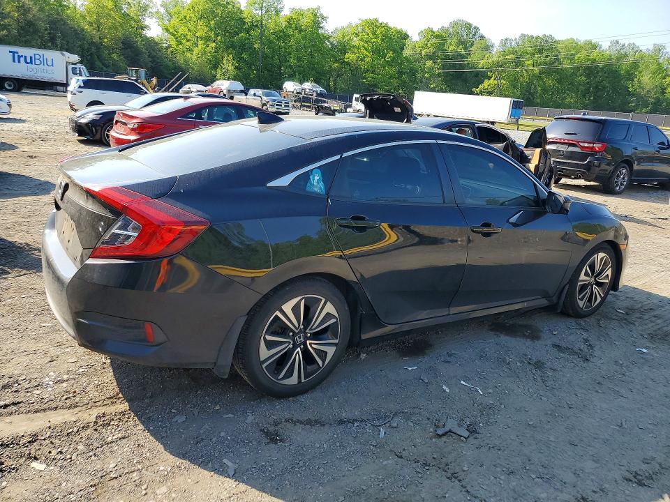 Photo 3 from auction – 2016 HONDA CIVIC with VIN 2HGFC1F39GH638506