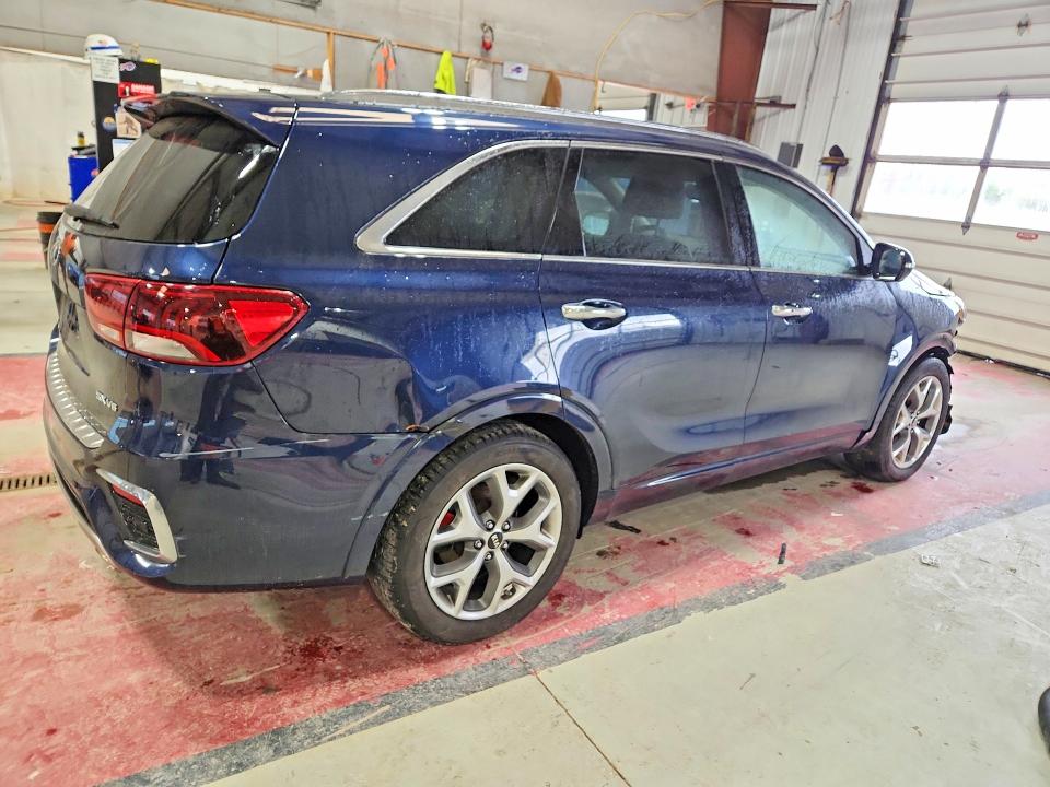 Photo 3 from auction – 2019 KIA SORENTO with VIN 5XYPK4A58KG470140