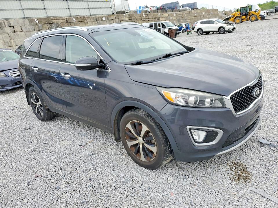 Photo 4 from auction – 2017 KIA SORENTO with VIN 5XYPH4A50HG317792