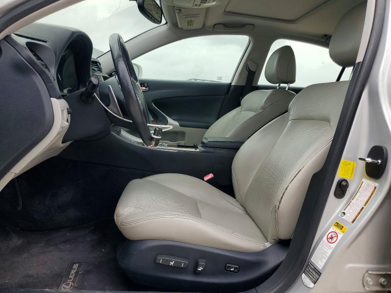 Photo 7 from auction – 2011 LEXUS IS with VIN JTHBF5C29B5148105