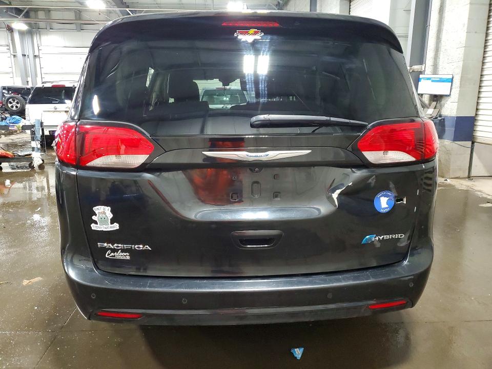 Photo 6 from auction – 2018 CHRYSLER PACIFICA with VIN 2C4RC1L70JR340625
