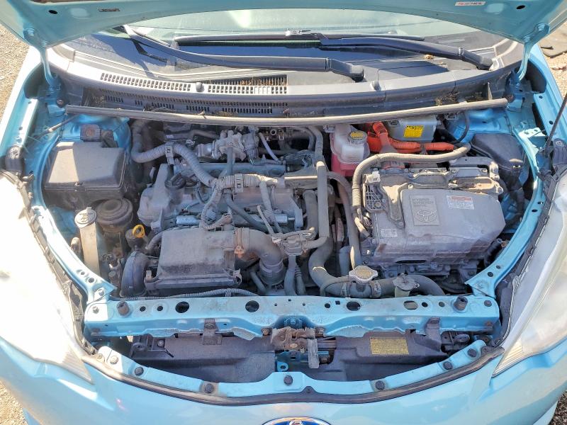 Photo 11 from auction – 2013 TOYOTA PRIUS C with VIN JTDKDTB33D1051076