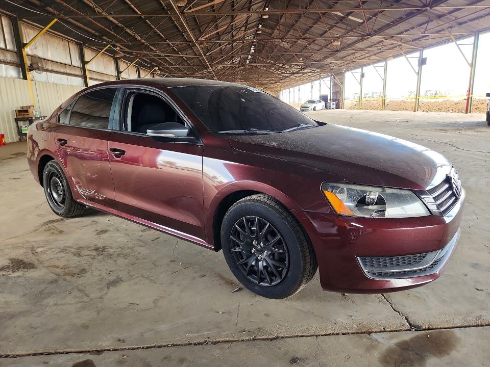 Photo 4 from auction – 2012 VOLKSWAGEN PASSAT with VIN 1VWAP7A37CC033465