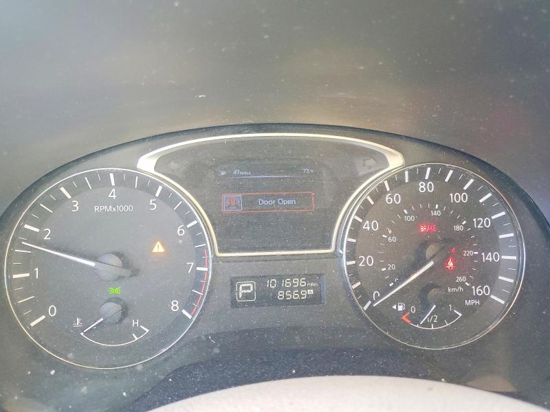 Photo 9 from auction – 2014 NISSAN PATHFINDER with VIN 5N1AR2MN2EC620460