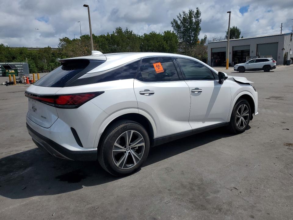Photo 3 from auction – 2024 LEXUS RX 350 with VIN 2T2BAMBA6RC040374