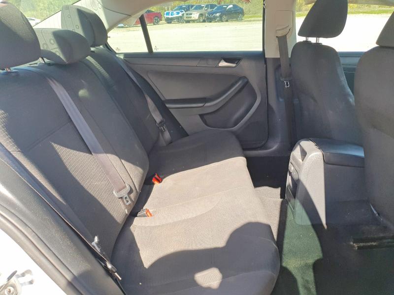 Photo 10 from auction – 2016 VOLKSWAGEN JETTA with VIN 3VW167AJXGM314732