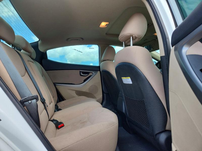 Photo 10 from auction – 2016 HYUNDAI ELANTRA with VIN 5NPDH4AE8GH788714