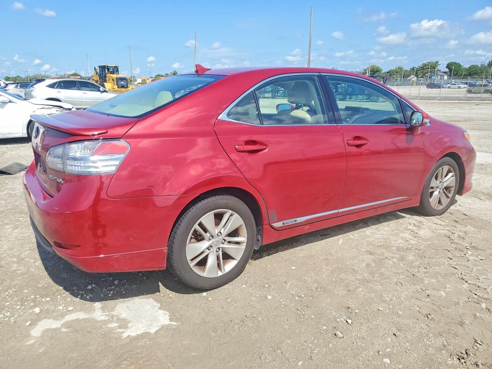 Zdjęcie 3 z aukcji – 2011 LEXUS HS z VIN JTHBB1BA0B2045816