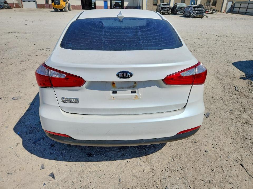Photo 6 from auction – 2014 KIA FORTE with VIN KNAFX4A66E5206978