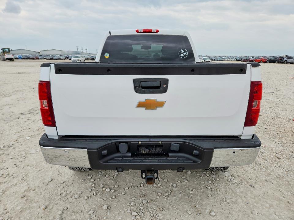Photo 6 from auction – 2011 CHEVROLET SILVERADO with VIN 3GCPKSE37BG308353