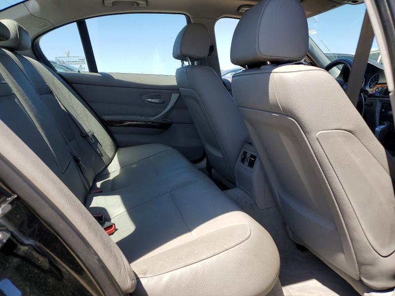 Photo 10 from auction – 2011 BMW 328 with VIN WBAPH5C57BA442991