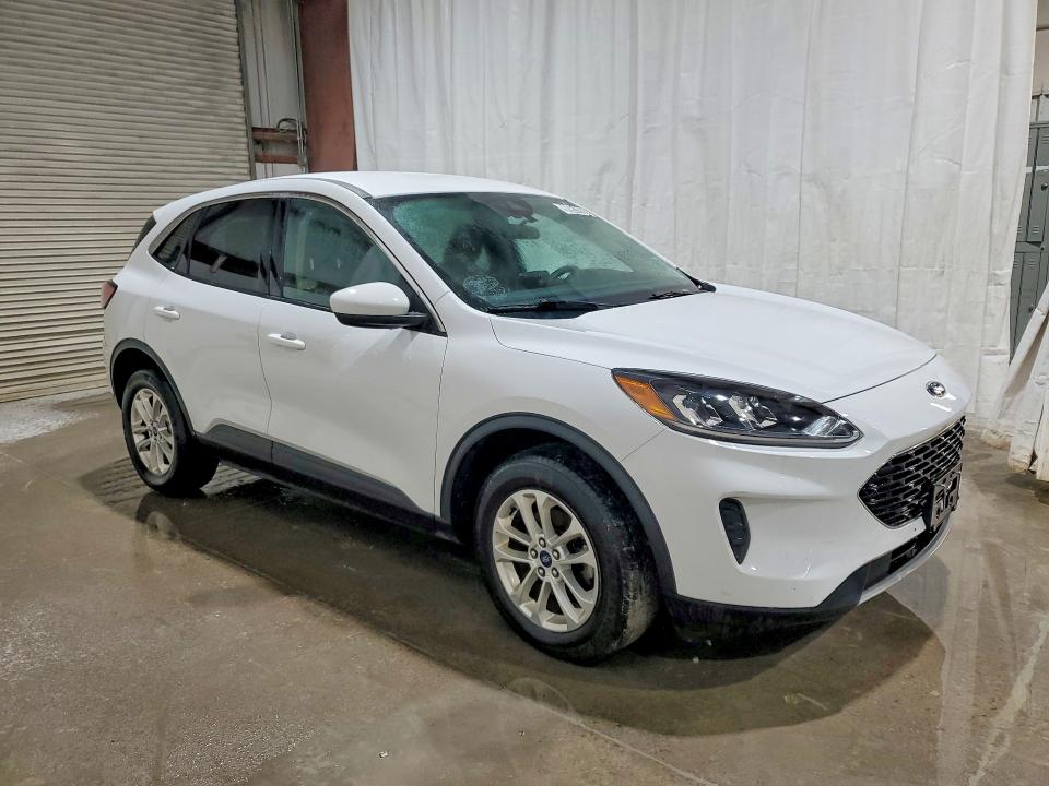 Photo 4 from auction – 2020 FORD ESCAPE with VIN 1FMCU9G60LUB14959