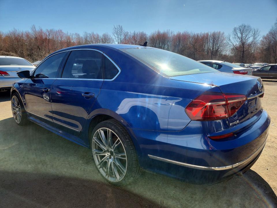 Photo 2 from auction – 2017 VOLKSWAGEN PASSAT with VIN 1VWDT7A37HC031165