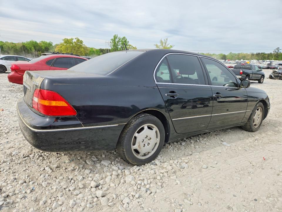 Photo 3 from auction – 2002 LEXUS LS 430 with VIN JTHBN30F220085330