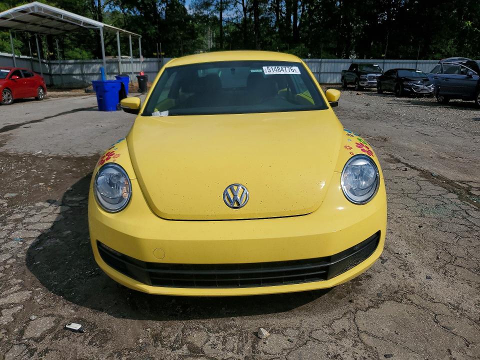 Photo 5 from auction – 2014 VOLKSWAGEN BEETLE with VIN 3VWJP7AT3EM631733