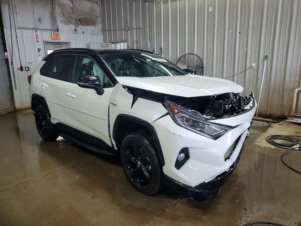 Zdjęcie 4 z aukcji – 2021 TOYOTA RAV4 z VIN 2T3E6RFV8MW002432