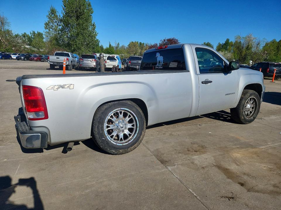 صورة رقم 3 من المزاد - 2013 GMC SIERRA مع VIN 1GTN2TEA0DZ128971