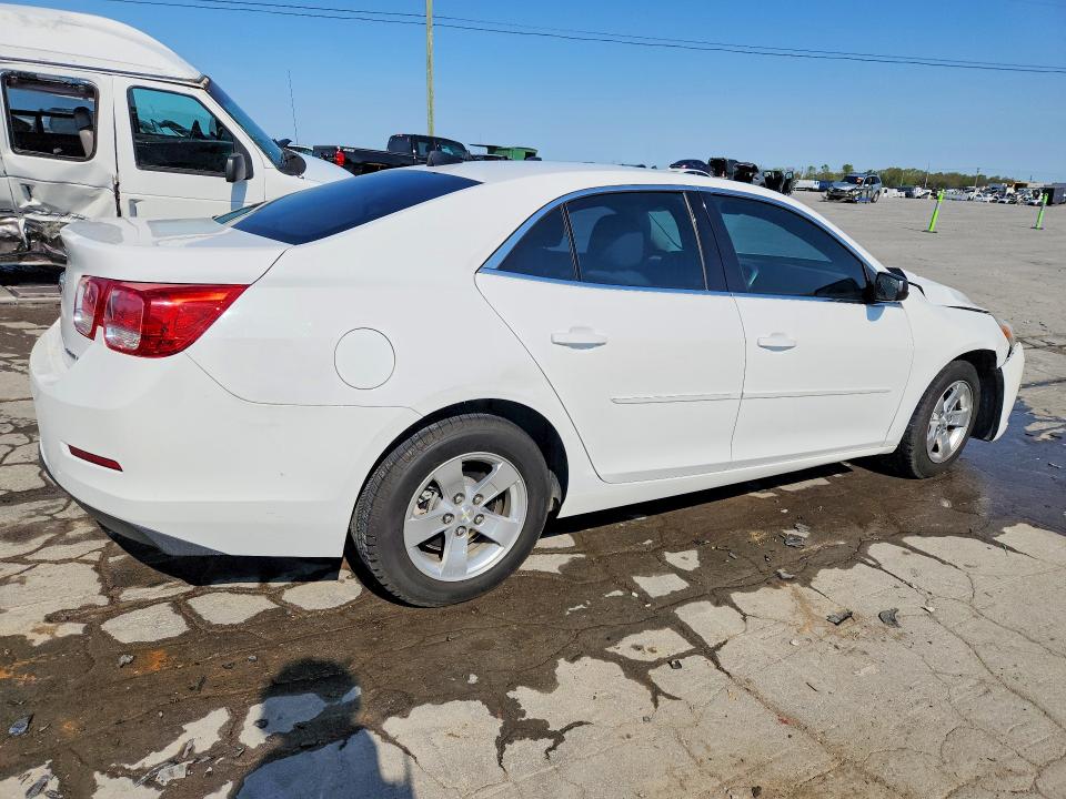 Photo 3 from auction – 2014 CHEVROLET MALIBU with VIN 1G11B5SL8EF164922