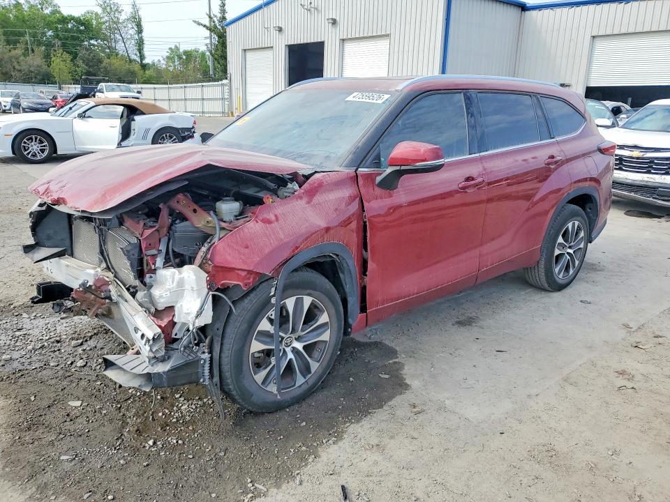 TOYOTA HIGHLANDER 2021 with VIN 5TDHZRAH7MS078747 - Photo from auction