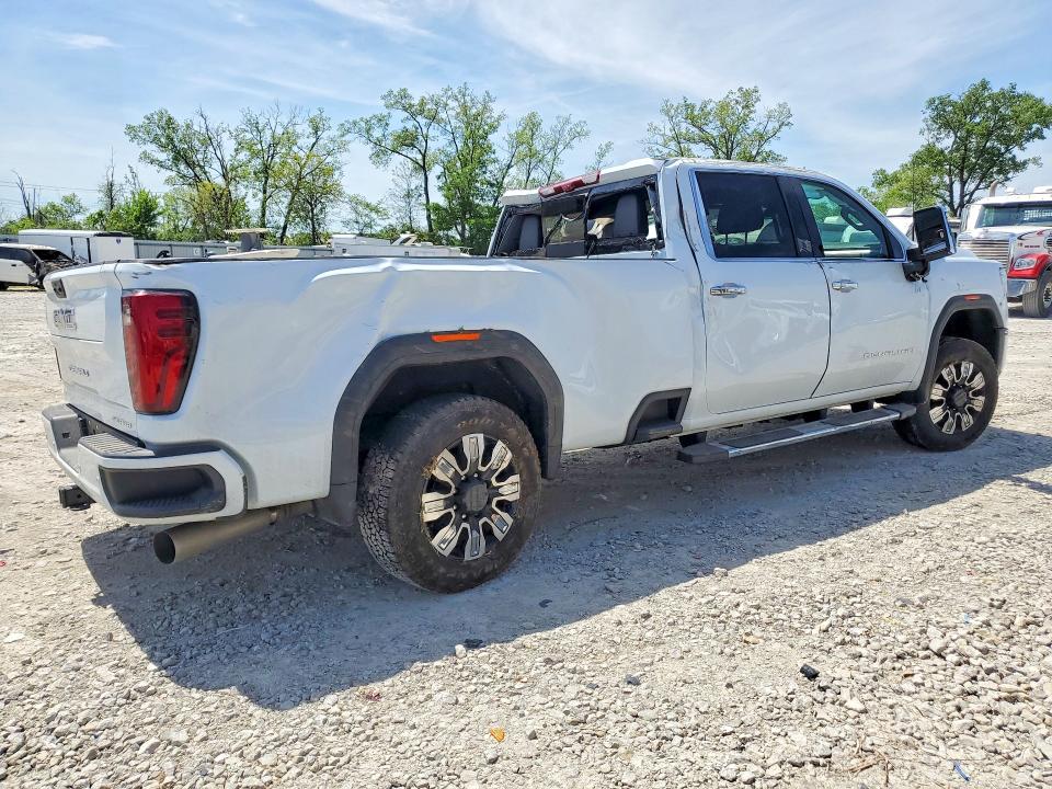 Снимка 3 от търг – 2026 GMC SIERRA с VIN 1GT4UWEY8TF161897