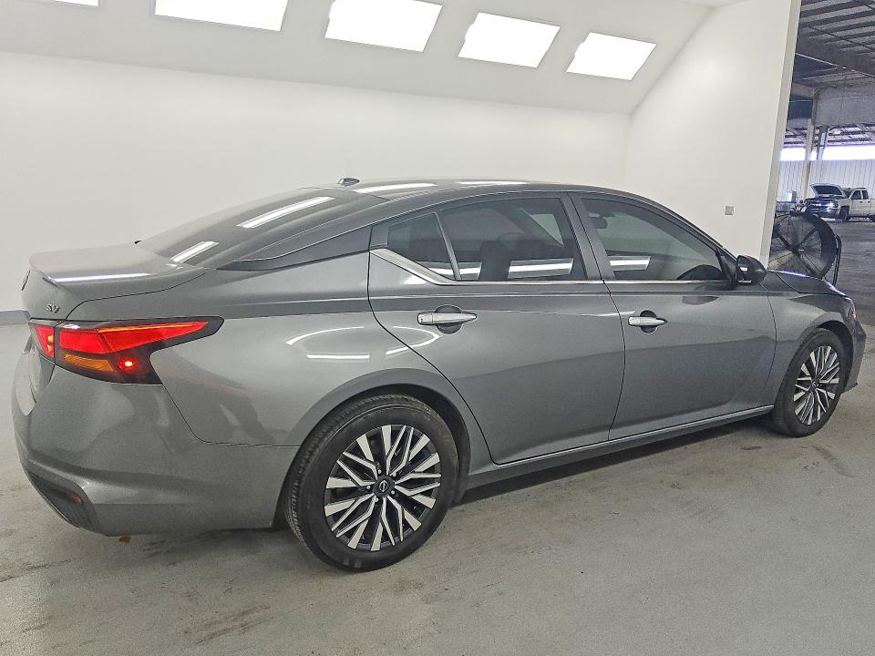 Photo 3 from auction – 2024 NISSAN ALTIMA with VIN 1N4BL4DV4RN395108